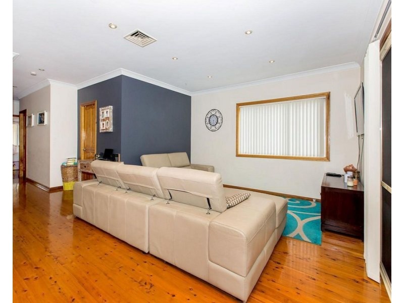 66 Canarys Road, Roselands NSW 2196