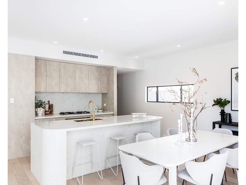 11 Cecil Street, Caringbah South NSW 2229