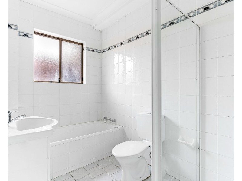4/20-22 Graham Road, Narwee NSW 2209