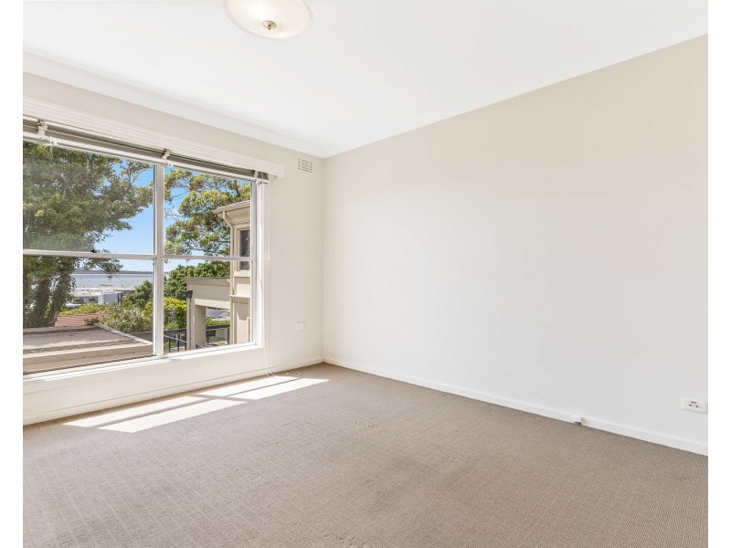 110 Woodlands Road, Taren Point NSW 2229