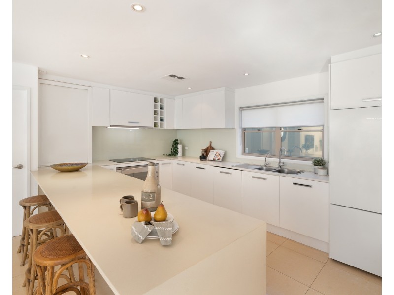 5 Namoi Place, Sylvania Waters NSW 2224