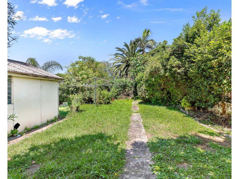 17  Booragul Street, Beverly Hills NSW 2209