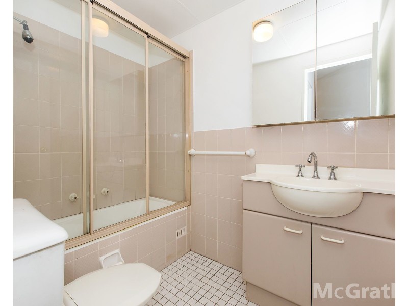 8/1a Penkivil Street, Willoughby NSW 2068