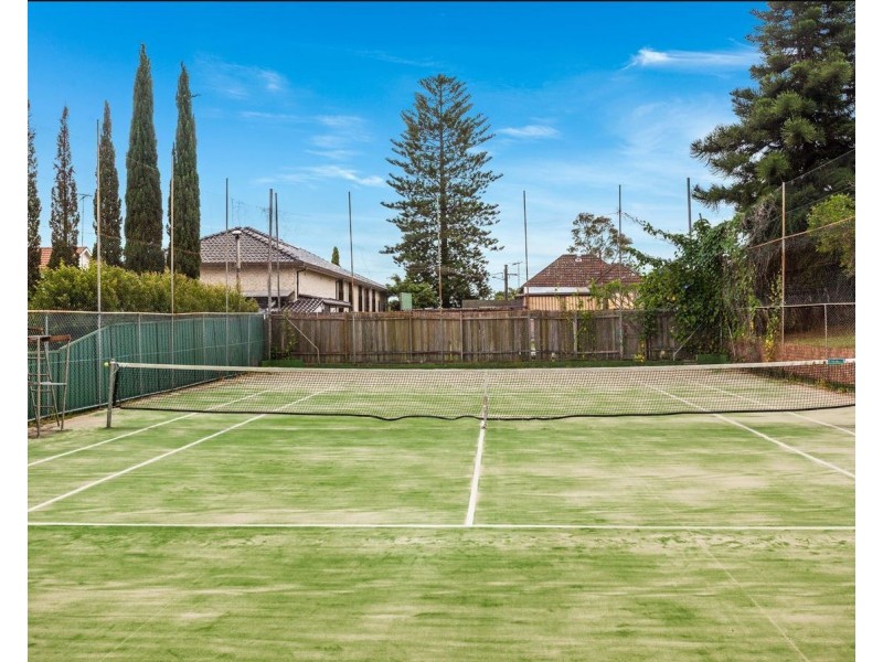 4 The Esplanade, South Hurstville NSW 2221