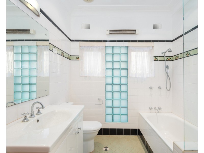 4 Church Street, Blakehurst NSW 2221