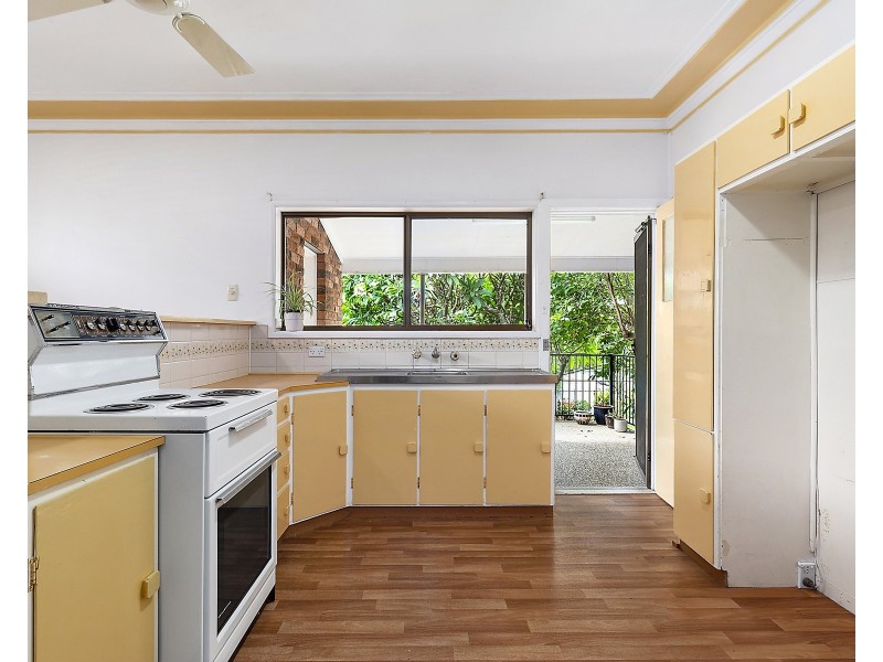 28 Woodlands Avenue, Lugarno NSW 2210