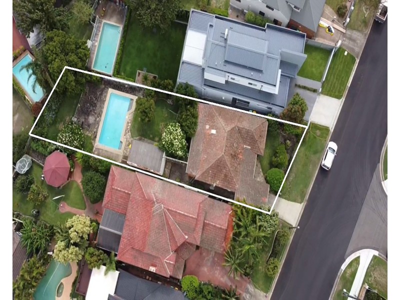 28 Woodlands Avenue, Lugarno NSW 2210