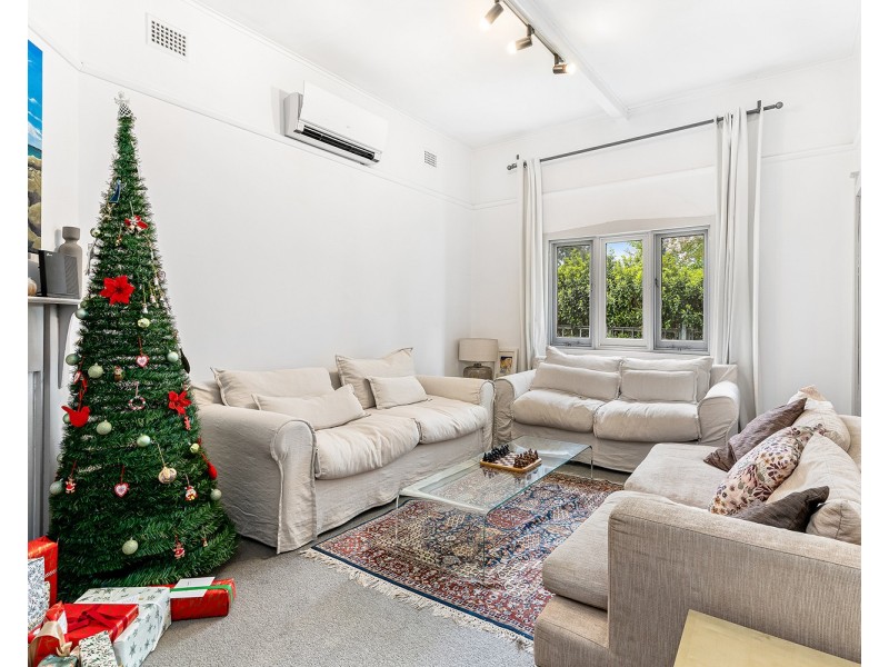 11 Chamberlain Road, Bexley NSW 2207