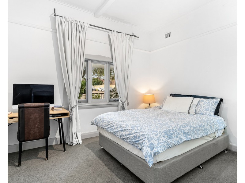 11 Chamberlain Road, Bexley NSW 2207