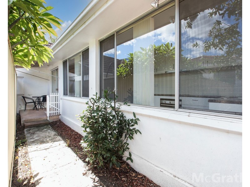 21A General Holmes Drive, Brighton-le-sands NSW 2216