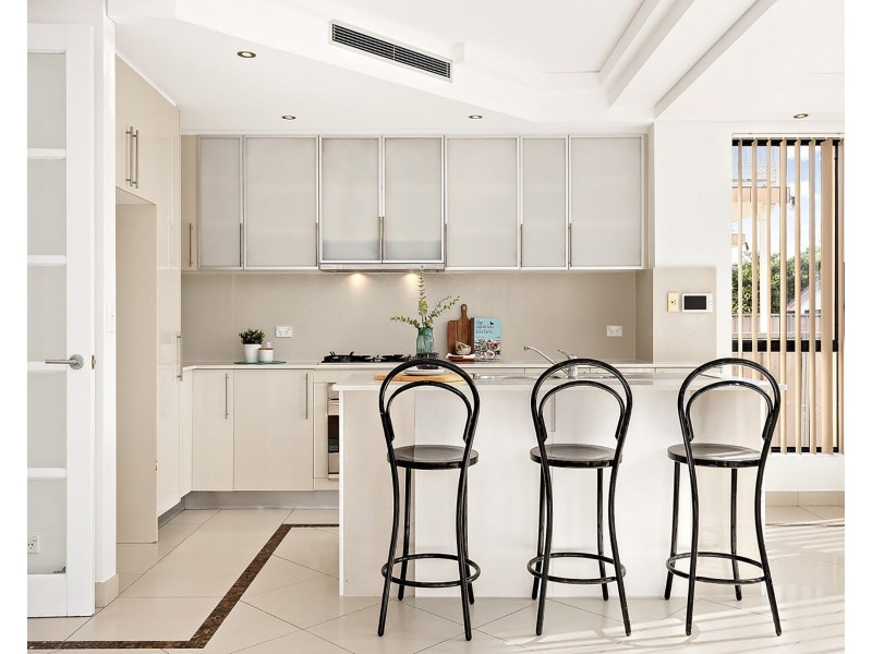 189 Chuter Avenue, Sans Souci NSW 2219