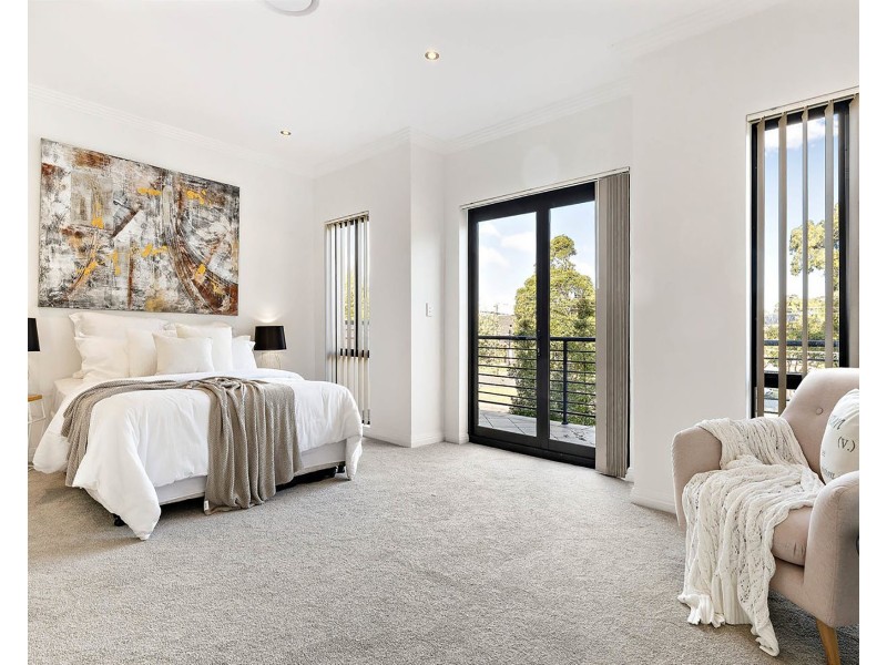 189 Chuter Avenue, Sans Souci NSW 2219