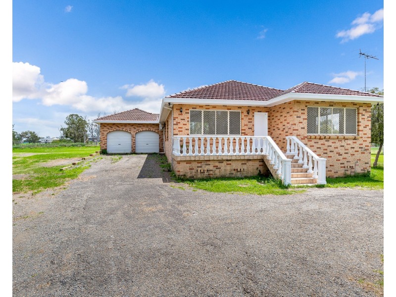 95 Fifth Avenue, Austral NSW 2179