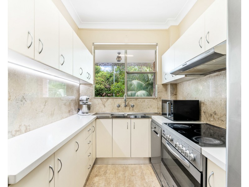 2/156-158 Russell Avenue, Dolls Point NSW 2219