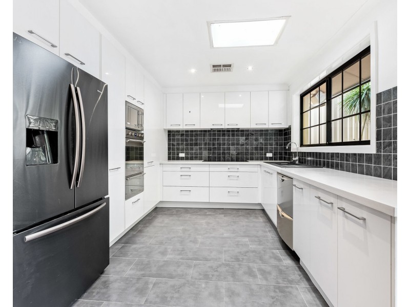 24 Amberdale Avenue, Picnic Point NSW 2213