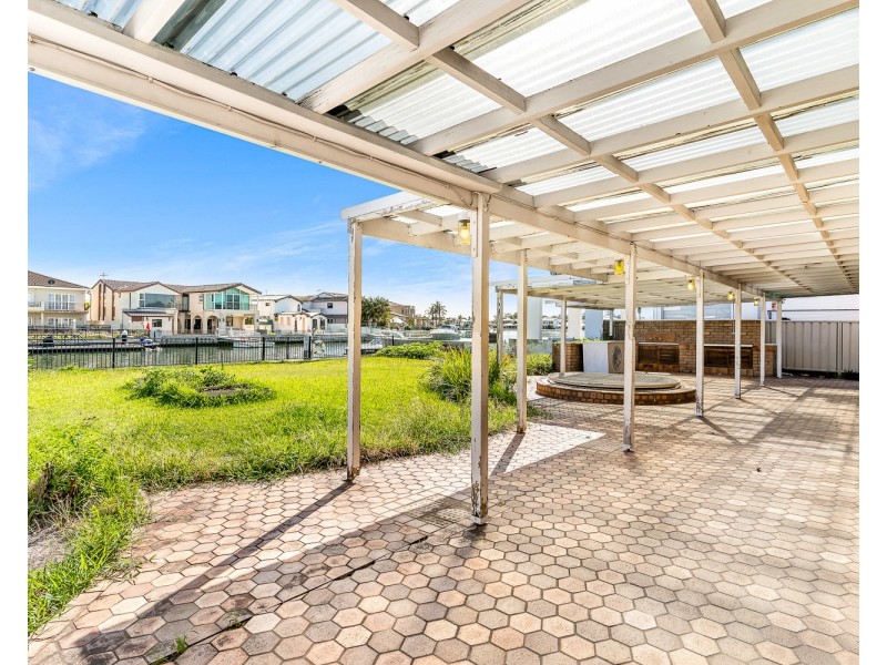 12 MacIntyre Crescent, Sylvania Waters NSW 2224