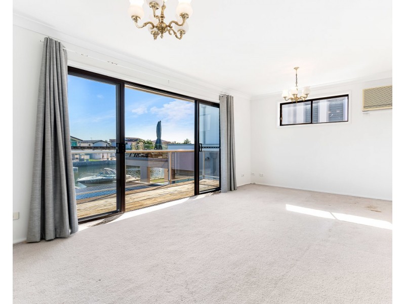 12 MacIntyre Crescent, Sylvania Waters NSW 2224