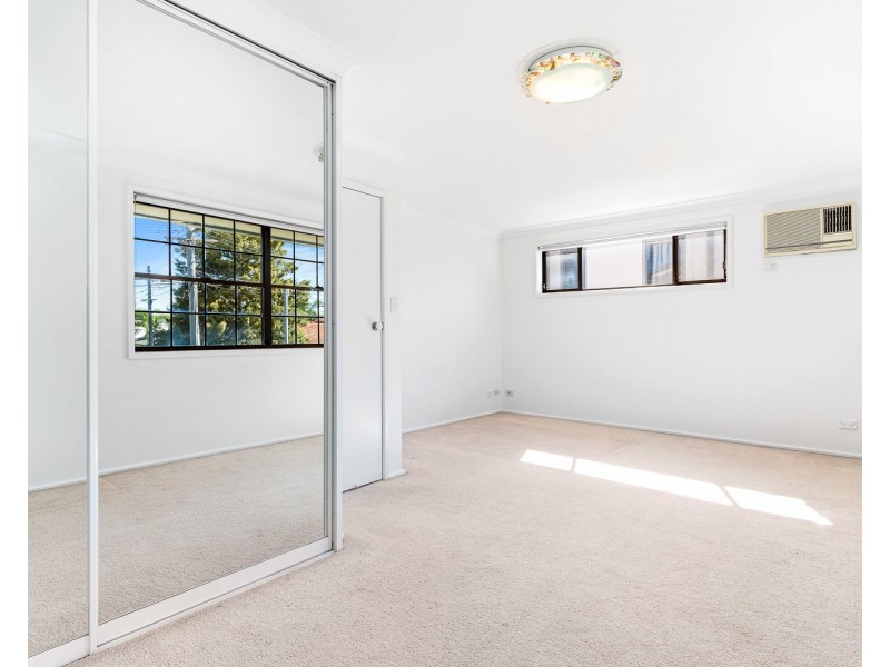 12 MacIntyre Crescent, Sylvania Waters NSW 2224