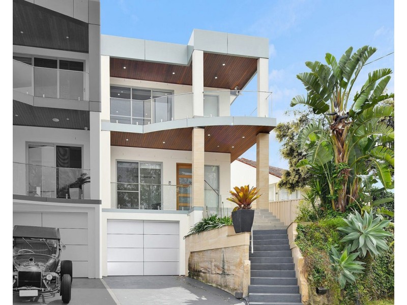 653A Henry Lawson Drive, East Hills NSW 2213