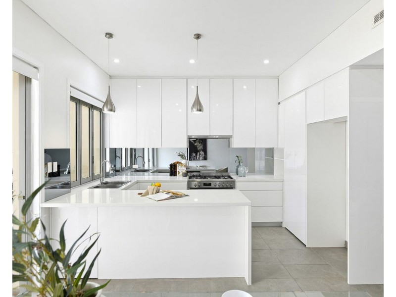 653A Henry Lawson Drive, East Hills NSW 2213