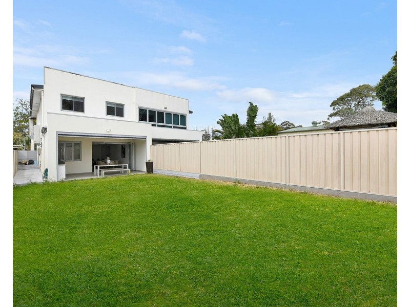 653A Henry Lawson Drive, East Hills NSW 2213