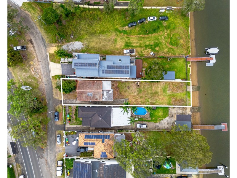 596 Henry Lawson Drive, East Hills NSW 2213