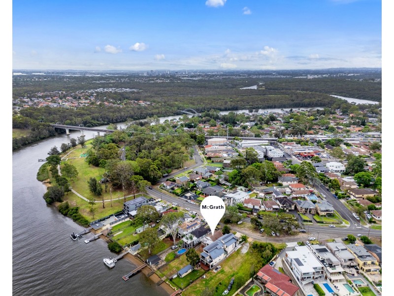 596 Henry Lawson Drive, East Hills NSW 2213