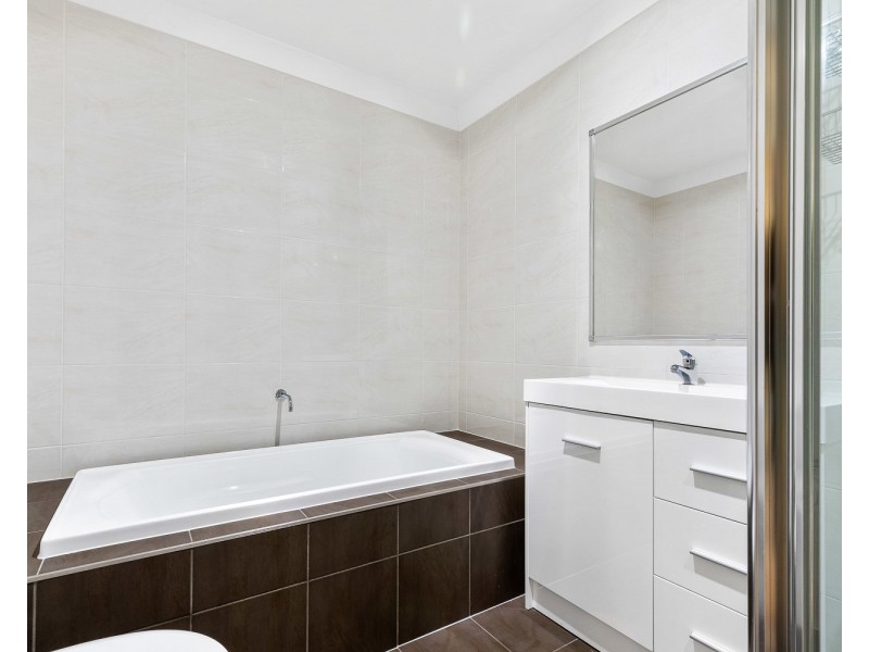 11 Drake Street, Panania NSW 2213