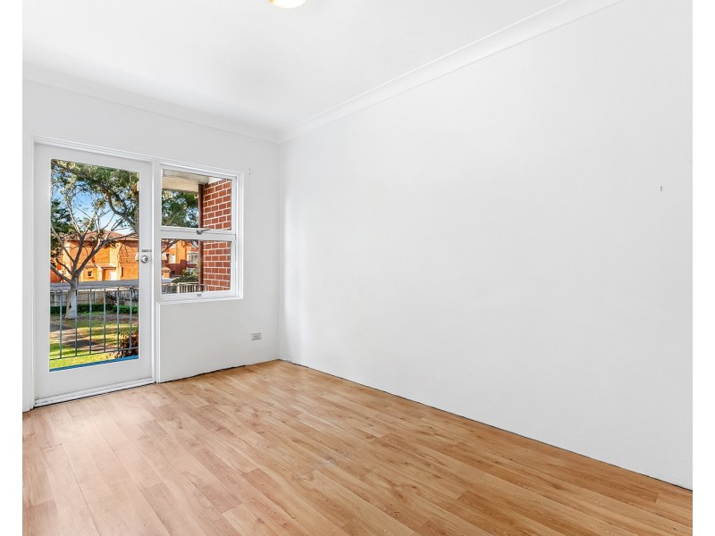 2/23 Parry Avenue, Narwee NSW 2209