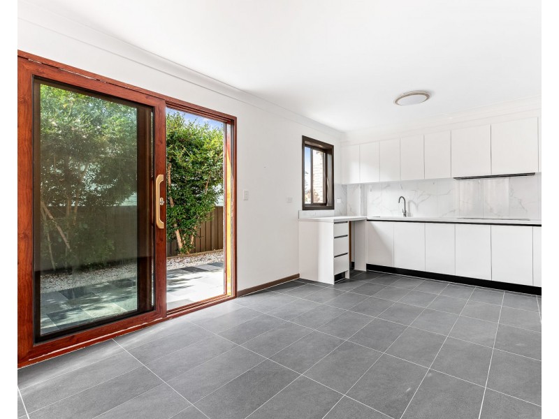 1/19 Edward Street, Carlton NSW 2218