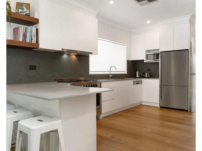 32 Kyle Parade, Kyle Bay NSW 2221
