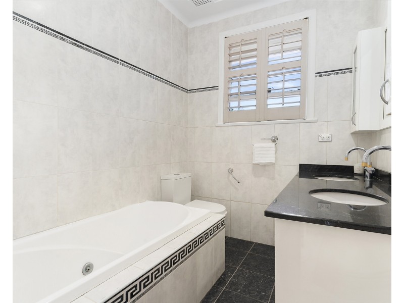 1/95 Barton Street, Monterey NSW 2217