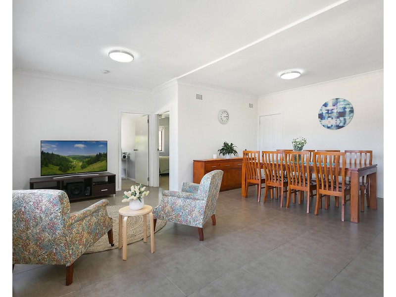 4 Wiggins Avenue, Beverly Hills NSW 2209