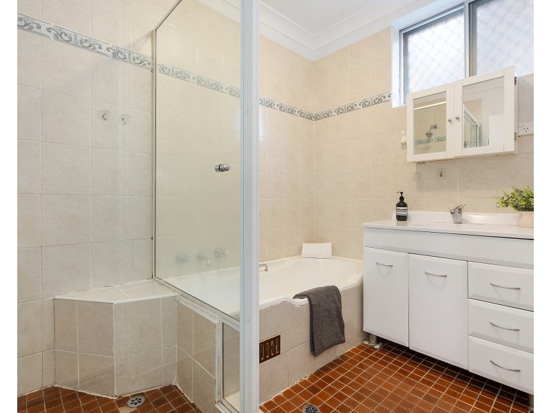 1/28 Woids Avenue, Hurstville NSW 2220