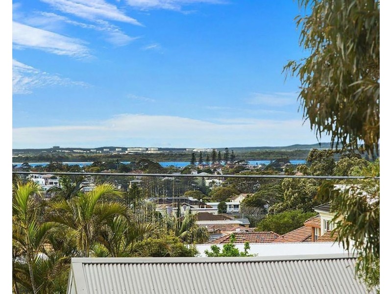 32 Read Street, Blakehurst NSW 2221