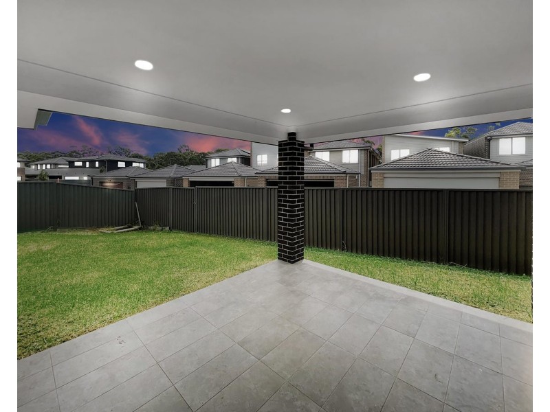 84 Willowdale Drive, Denham Court NSW 2565