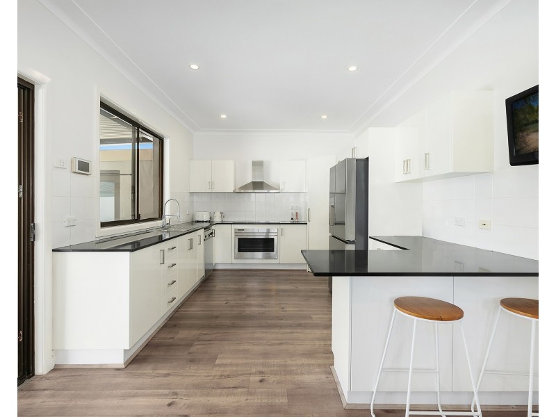 8 Moss Street, Sans Souci NSW 2219