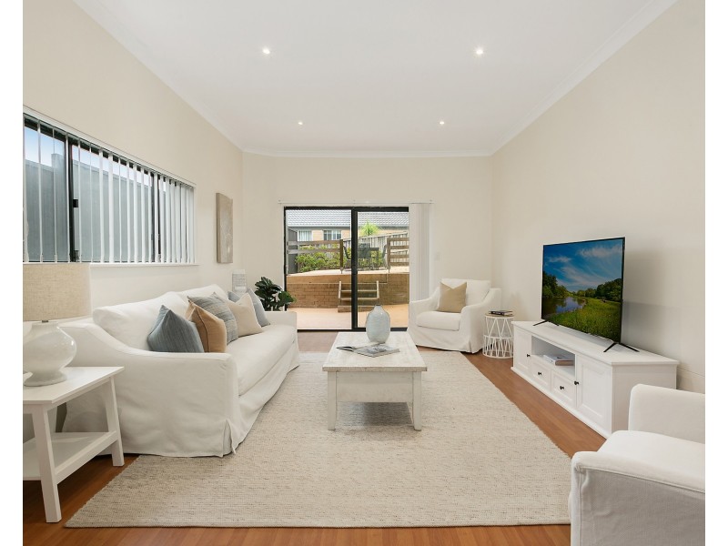 2 Bray Grove, Menai NSW 2234