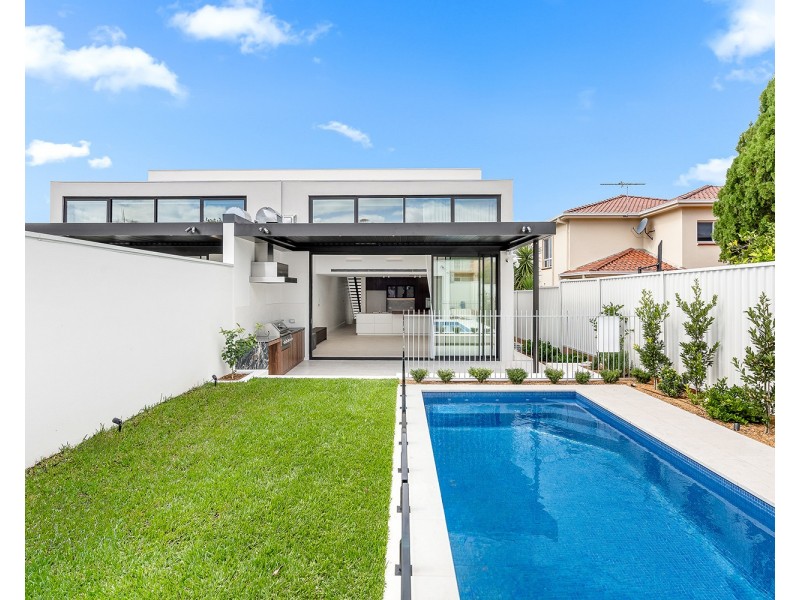 15a Coogarah Street, Blakehurst NSW 2221