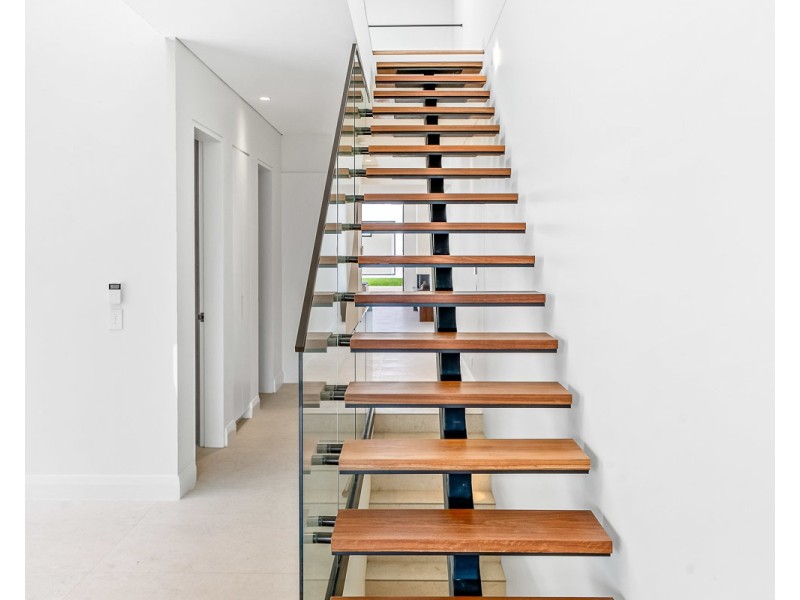 15a Coogarah Street, Blakehurst NSW 2221