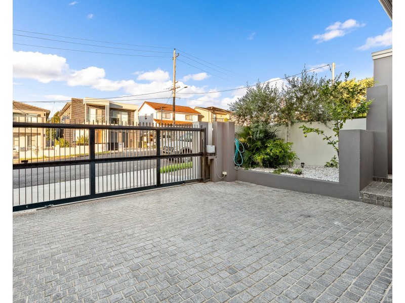 59a Moore Street, Hurstville NSW 2220