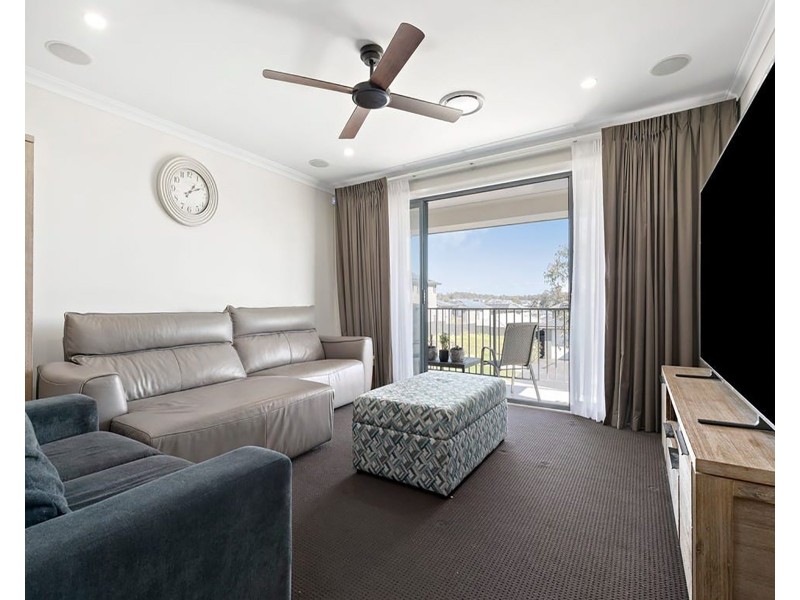 39  Leppington House Drive, Denham Court NSW 2565