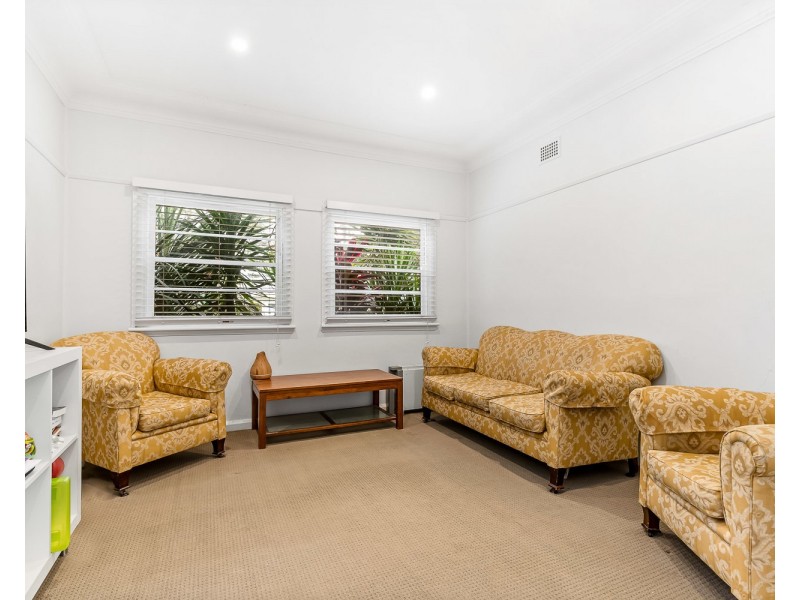 66 Tompson Road, Revesby NSW 2212