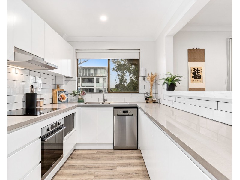 77/131-139 Oak Road, Kirrawee NSW 2232