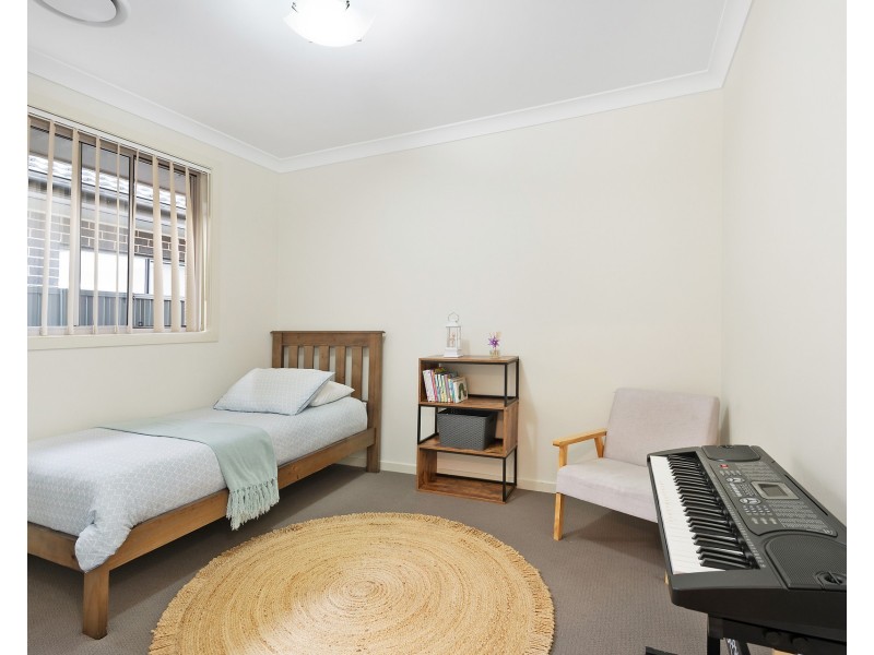 32 Peckham Grove, Oran Park NSW 2570