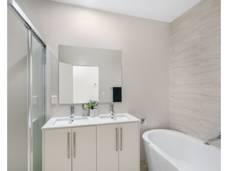 6A Woodburn Avenue, Panania NSW 2213