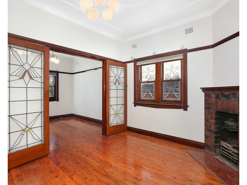 12 The Esplanade, South Hurstville NSW 2221