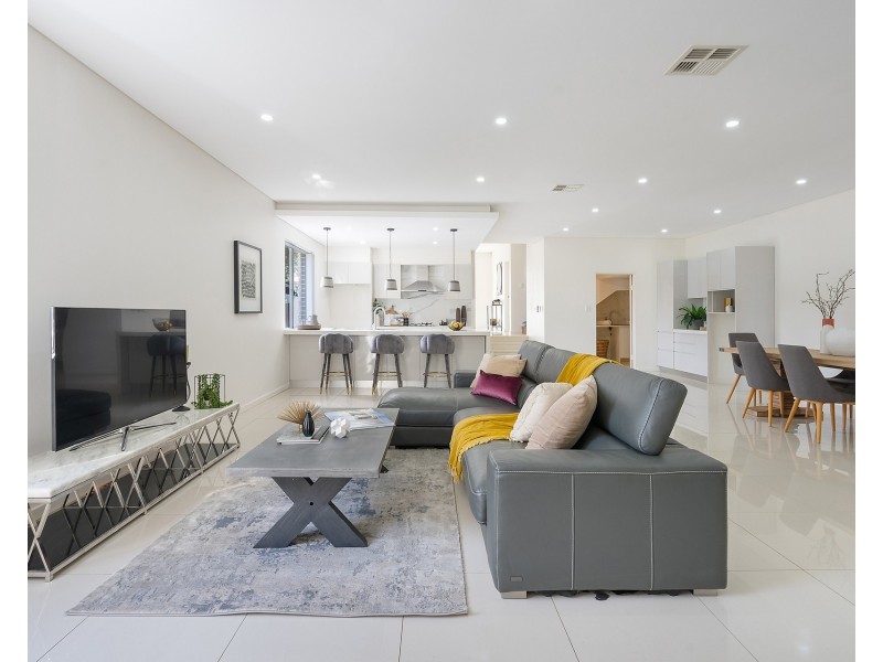 30A Wonoona Parade, Oatley NSW 2223