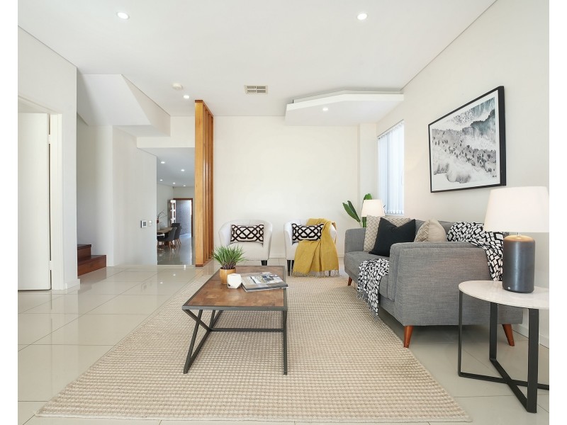 30A Wonoona Parade, Oatley NSW 2223