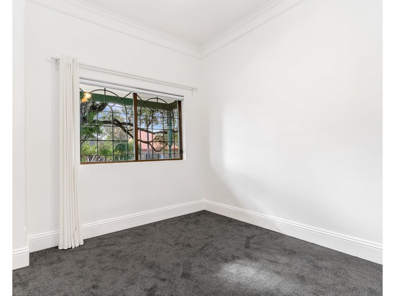 16 Lymerston Street, Tempe NSW 2044